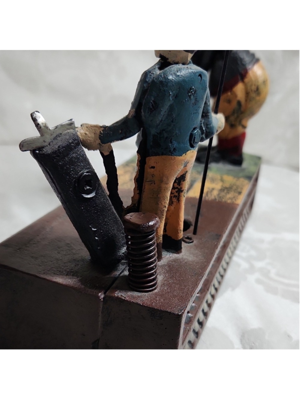 Vintage Golf Mechanical Cast Iron Coin Bank | Birdie Putter & Caddie Figurine - Picture 5 of 13